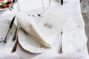 Свадьба в «Гастродаче Вселуг»: загородная романтика в Москве