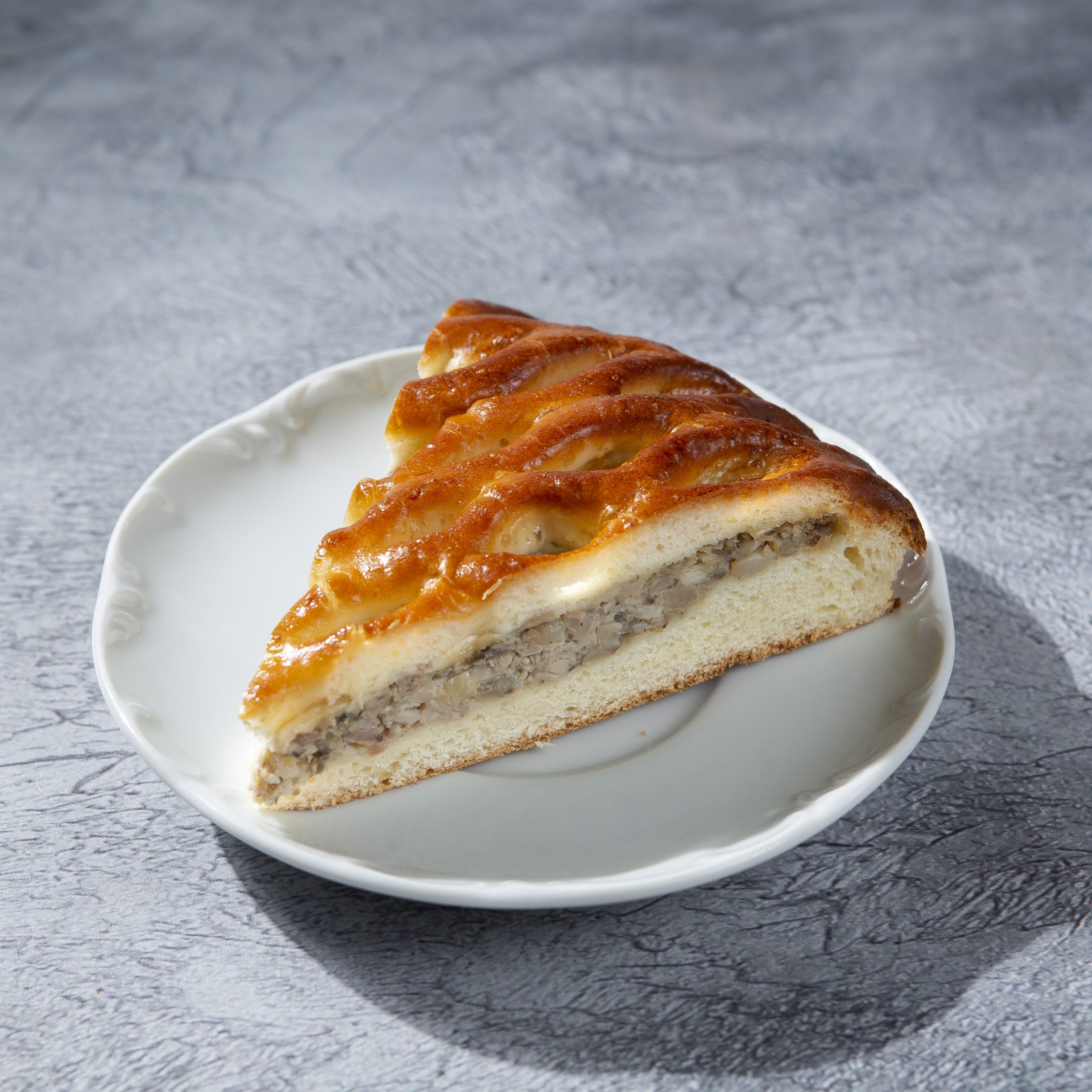 Пирог с курицей и грибами 200 г